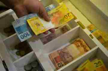 Inflação usada para corrigir salários acumula 4,11% em 12 meses 